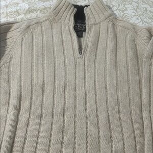 Abercrombie & Fitch Men's Beige Zip-Up Sweater